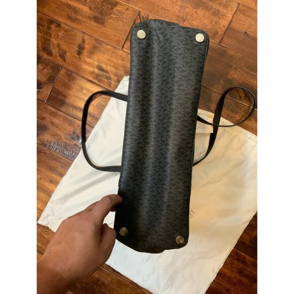 Michael Kors Black Pebbeled Leather Maisie Large Logo 3-in-1 Tote Bag - Picture 11 of 11